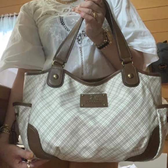 Burberry Shoulder Bag - Picture 10 of 10